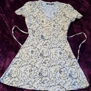 Missguided Floral mini dress